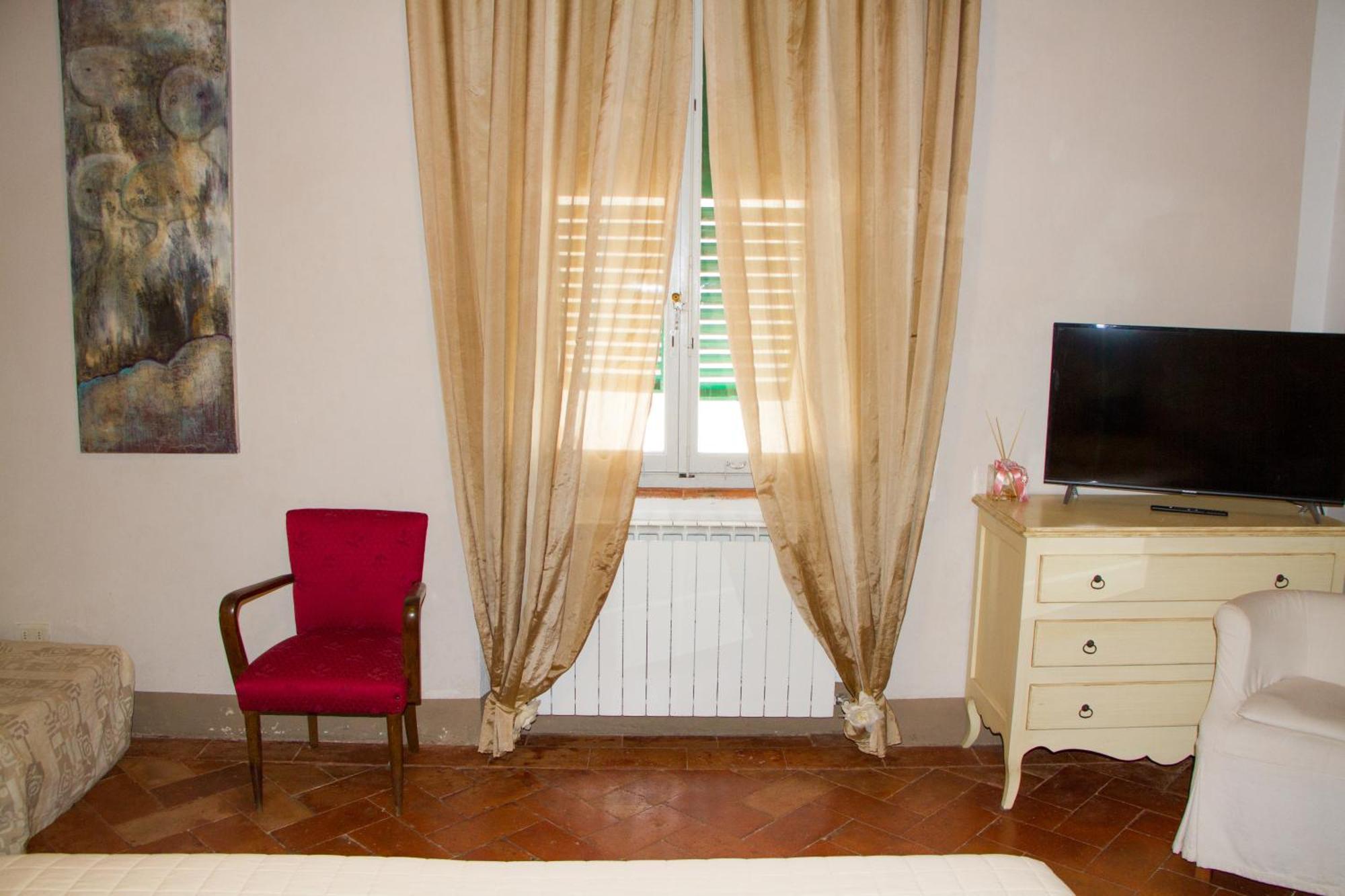Santa Croce Charme Apartment Arezzo Bagian luar foto